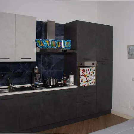 Toledo Alley * Νάπολη